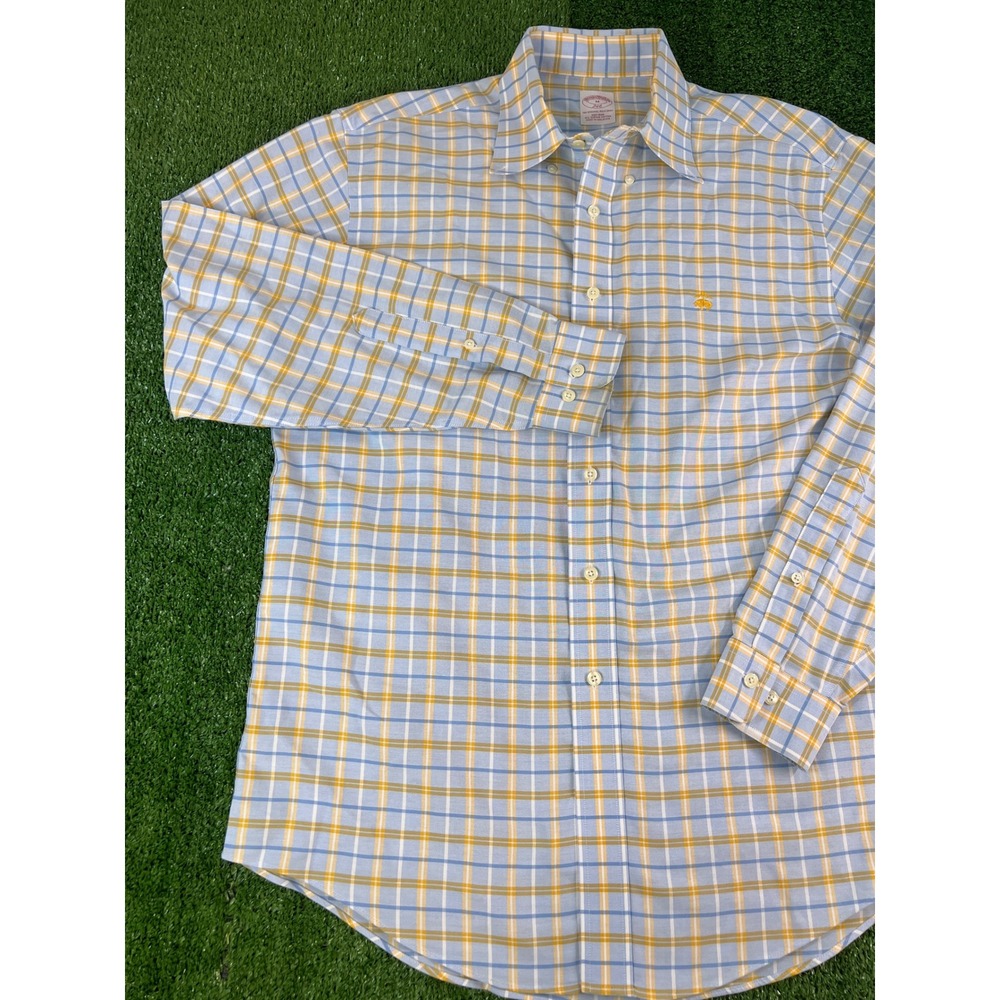 Brooks Brothers 346 Mens Medium Non-Iron Supima Cotton Plaid Button Down Shirt